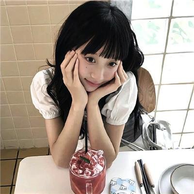 不认识的女友
