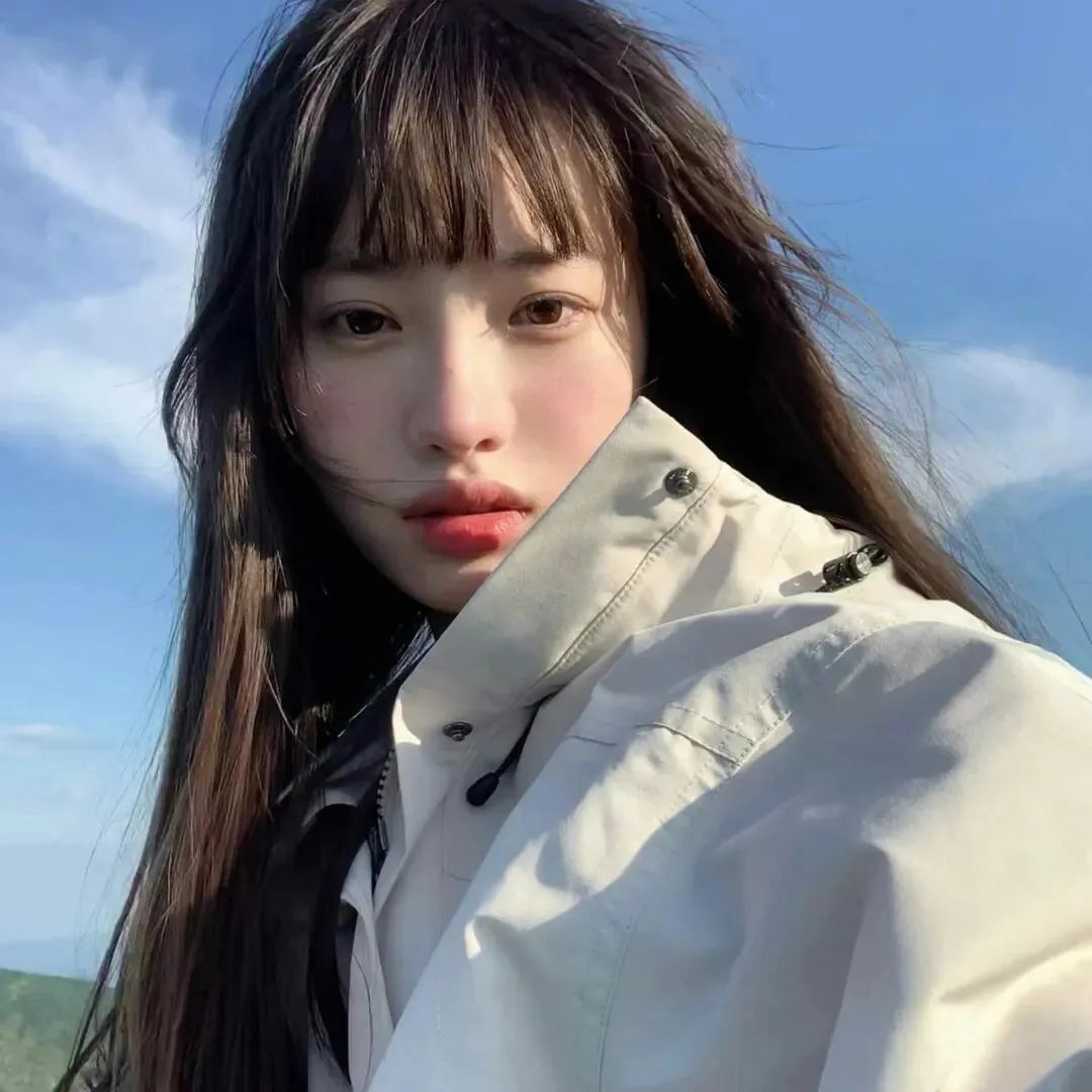 悄悄跟着我